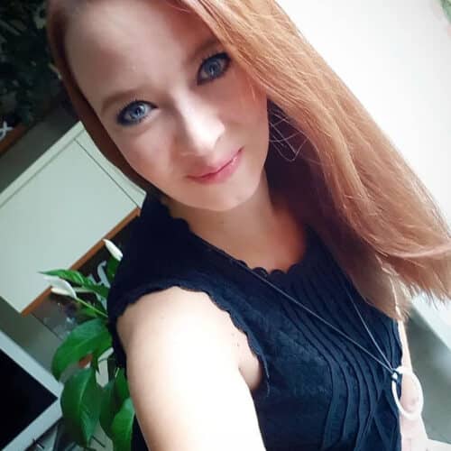 Je suis une rousse qui a besoin d’attention