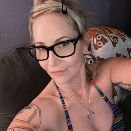 Nicole, la plus belle coquine de la ville
